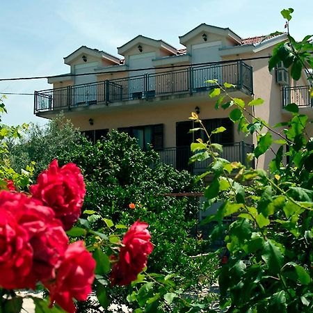 Franic Bacina Lakes Apartments 플로체 외부 사진